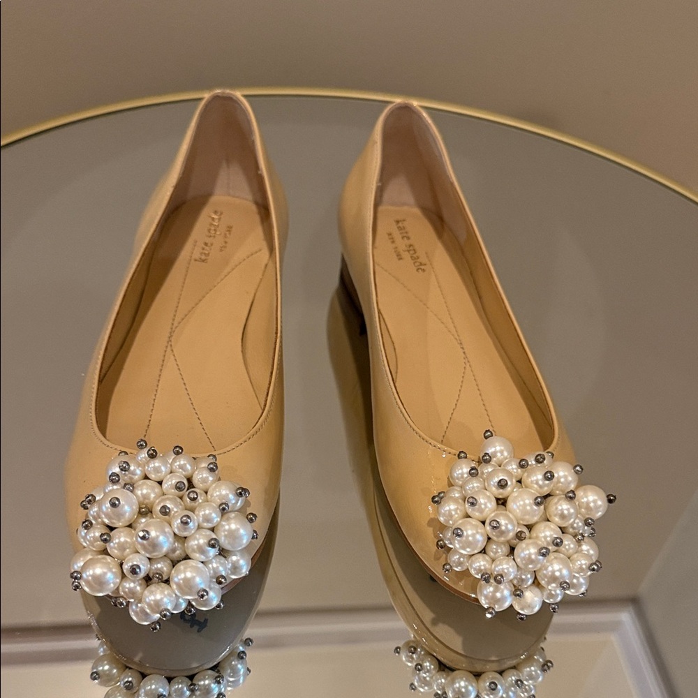 Kate spade pearl beaded flats size 6